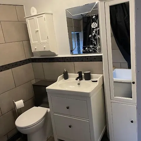 Holmside Holiday home *