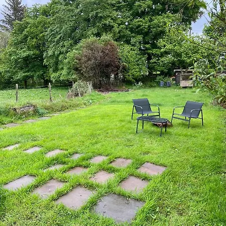 Holmside * Holmrook